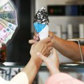 Kugla u Beogradu 250, a u Pirotu poskupela na „čak“ 30 dinara: Cene sladoleda skočile za 50 odsto