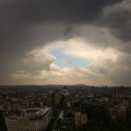 Nevreme tutnji Srbijom: Oglasio se RHMZ: Pljuskovi, grmljavina i olujni udari vetra u ovim delovima zemlje