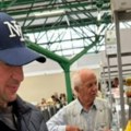 Младен Мијатовић отишао на пијацу, па пазарио чварке: Све су снимили, он завршио на мрежама