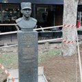 Misitina bista u centru Loznice: Oslobodilac preseljen na novo mesto