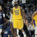 I Lebron Džejms nemoćan: Hjuston slavio protiv Lejkersa