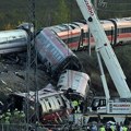 U sudaru vozova 68 mrtvih, jedna od najtežih železničkih nesreća u Španiji