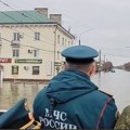 Situacija sa poplavama u Rusiji teška: Ugroženo 19.000 ljudi, nivo vode u reci Ural prešao opasnu oznaku