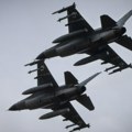 Amerika ne odustaje od ukrajinskog F-16: Pentagon sada Kijevu šalje vođene bombe JSOW srednjeg dometa (video)