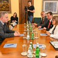 Predsednica Pokrajinske vlade i ministar prosvete održali sastanak u Banovini