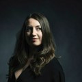 „Zašto Makedonci psuju na srpskom“: Najveća regionalna književnica bila je gošća Branka Rosića (VIDEO)