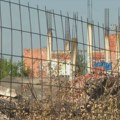 "Tinejdžeri se tu okupljaju, može doći do povreda": Stanari za što brže rušenje akvaparka u Bloku 44, ali - po propisima