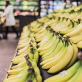 Zašto treba izbegavati mokre i lepljive banane u supermarketu?