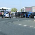 (Foto) Lančani sudar pet automobila na Batrovcima, čekanje u koloni duže od dva sata