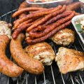 Najbolje i najgore sa roštilja: Rang lista mesa otkriva šta da bacite na žar, a bolje je od kobasica i slanine