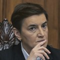 Brnabić kod Pionirskog iznela tvrdnje da je pobeđena “obojena revolucija”, rekla i da je Vučić dao vremenski okvir za izbore…
