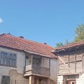 Kuća u poznatoj banji za 15.000 evra! Ima plac od 10,5 ari: Nalazi se u mestu poznatom po lekovitim izvorima (foto)