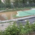 Kiša otkrila problem: Na teniskom terenu u Prijepolju zadržala se velika količina vode
