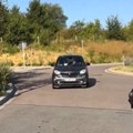 Svetski šampion, milioner – a vozi ovo?! Ferari, Lambo, Bentli na parkingu PSŽ-a, a onda se pojavio on i svi su zanemeli…