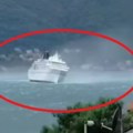 Dramatični snimak sa jadrana Oluja bacaka putnički brod kao pero po moru