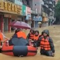 Velike poplave u Kini: Evakuisano više od 60.000 ljudi u provinciji Guangdung (foto/video)