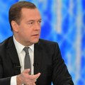 "Potomci kolonizatora se očajnički drže svog nasleđa" Medvedev: Zapad ne štedi sredstva da očuva svoju dominaciju