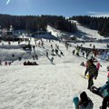 Napadalo 35 cm snega na Kopaoniku: Prava zima na srpskoj planini, temperatura preko noći pala na minus 10