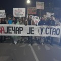 Mirnom šetnjom od Železničke stanice do kružnog toka nastavljeni protesti u Zaječaru