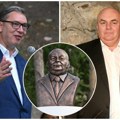 Svi se smejemo Palminom spomeniku u Jagodini koji je otkrio Vučić. Nije smešno.