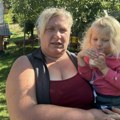 "Slanina sa belim lukom je kao antibiotik" Vanja decu odgaja na domaćoj zdravoj hrani, ćerkica obožava kozje mleko i retko je…