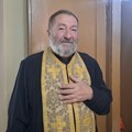 Neverovatan obrt u Kikindi! Lopovi svešteniku ukrali auto, pa se pokajali i vratili ga uz poruku i 2.000 dinara