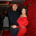 UDALA SE NADICA ADEMOV ZA MILIONERA. NA RUKAMA BURME OD 5000 EVRA, UŽIVAJU NA EGZOTIČNOJ DESTINACIJI POSLE VENČANJA U SKOPLJU…