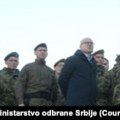 Ministar odbrane Srbije optužuje Kosovo za dodatno naoružavanje