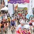 Biciklistička trka "Drumski izazov - Popov čot": Igor Mirović označio početak trke u okviru manifestacije „Tour de…