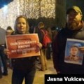 Rusi u Crnoj Gori odali poštu Navaljnom u više gradova
