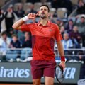 Novak se oglasio u sitne sate i zapušio usta hejterima! Objavio fotku vuka i poslao moćnu poruku svima koji su ga prerano…