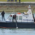 Potraga za nestalim muškarcem i dalje traje Patrola rečne policije pretražuje reku nakon sudara čamca i teretnog broda