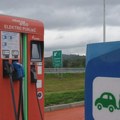 Vesić: U Srbiji do aprila 2025. na svim auto-putevima biće 164 punjača za električna vozila