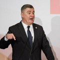 Zoran Milanović ubedljivi favorit: U nedelju predsednički izbori u Hrvatskoj, na listi osam kandidata