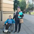 Cvetanović nije hteo jutros da primi majku dečaka Ogija jer je “zauzet”