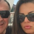 "Svaka joj čast što me trpi" o aferi pevača sa tri decenije mlađom pevačicom brujali su svi, ovo mu je supruga