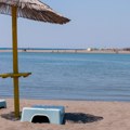 Omiljeno letovalište u Crnoj Gori počinje da naplaćuje ulaz i ljudi su pobesneli kad su videli cenovnik: „Kako to mogu da…