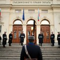 U bugarskom parlamentu prvi put omogućen pristup psu, labrador Rover "241. poslanik"