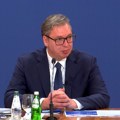 Vučić: Jednokratne uplate penzionerima i socijalno ugroženima, jeftiniji lekovi za sve koji primaju terapiju