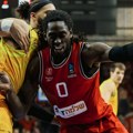 Šta će reći navijači Zvezde? Motli obukao crno-beli dres