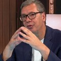(Уживо) Председник Србије на Пинку Вучић: Није било звучног топа, неко је тонски налепио хук полетања авиона на монтирани…
