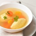 Recept za prave vojvođanske knedle za supu: Mekane su, rastresite i pune sitnih rupica