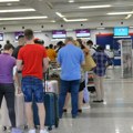 Saobraćaj sa aerodroma u Beogradu i dalje izuzetno otežan, oglasila se „Er Srbija“
