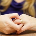 Blizanci nemaju sreće u braku i velika je verovatnoća da će se razvesti