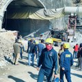 Nastavljeno spasavanje 40 radnika zatrpanih u tunelu koji se urušio