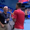 Umalo skandal u pertu: Novak Đoković odbio da nastavi meč dok organizatori ne urade ovo