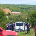 Policija i vatrogasci dojurili do kuće osumnjičenog za ubistvo Danke: Rezervoar u blizini pod lupom istrage