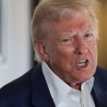 Vojna parada u Vašingtonu za godišnjicu američke vojske i Trampov 79. rođendan