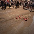 Blokade širom Srbije zbog hapšenja studenata: Građani Lazarevca ispred prostorija SNS-a