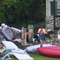 Natopljeni dečiji kreveti i medvedići, roditelji jedva stoje na nogama! Stradalo 28 dece: Horor u Teksasu!